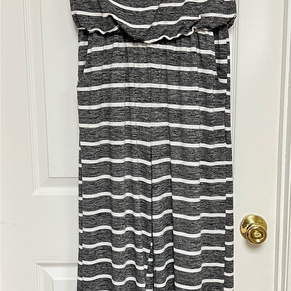 Jumpsuit - Picture 2 of 4